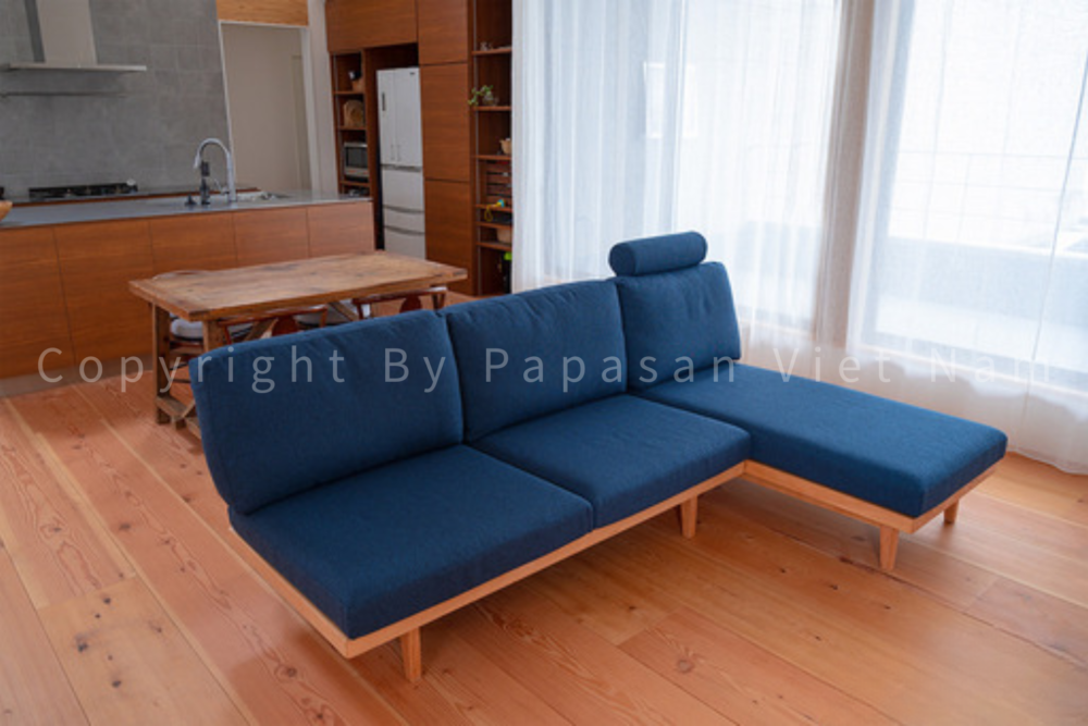 73 Sofa SF77