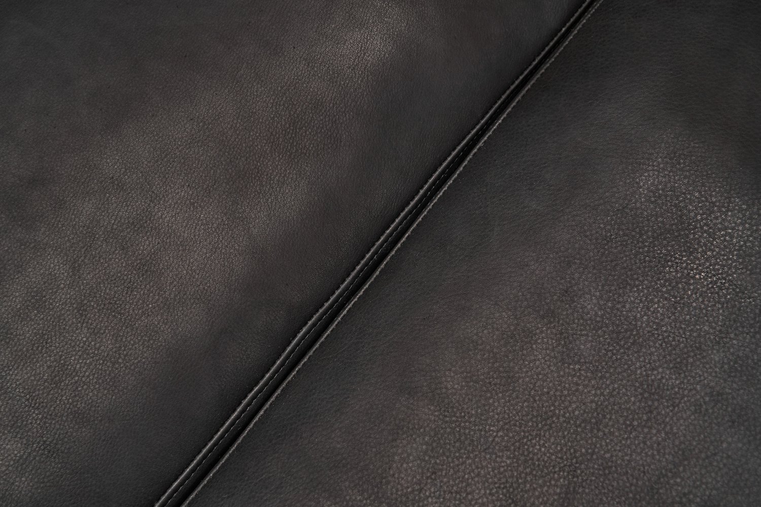 DSC02062+Details SOFA – SF16