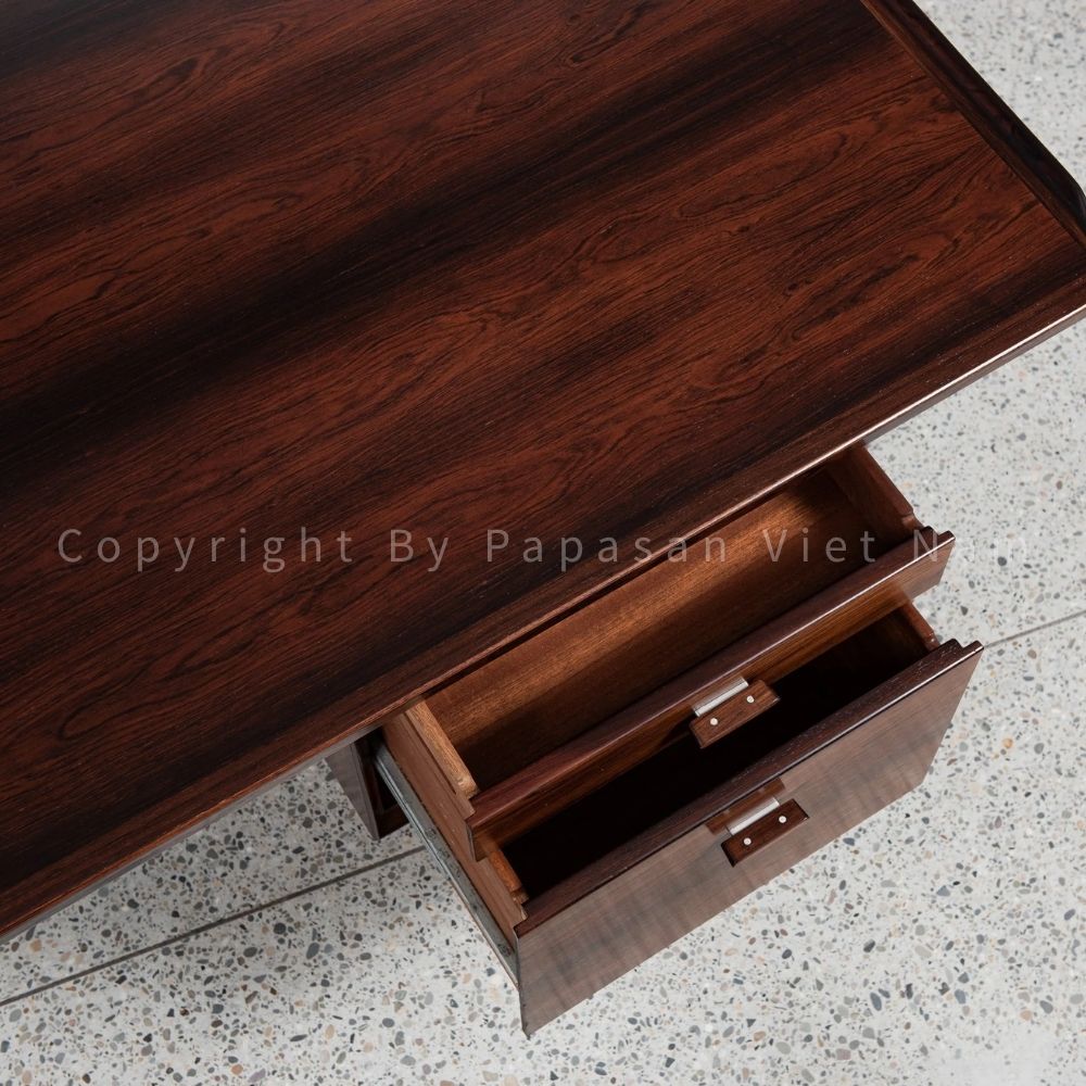 141 Bàn Làm Việc BLV49